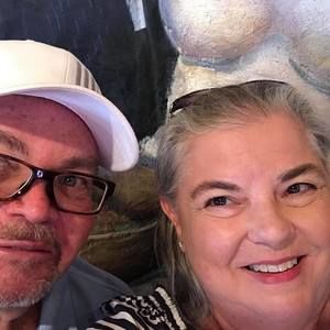 Meet your Posher, Debbie